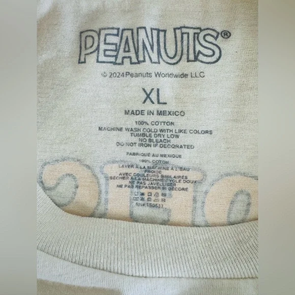 PEANUTS Tropical Beach Club Tee Size XL NWOT - Picture 7 of 9